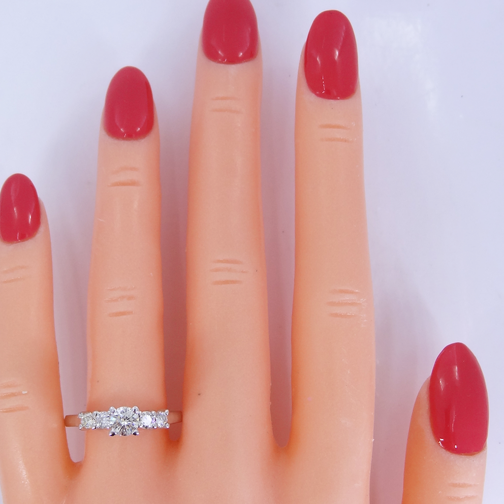 Anillo de compromiso AC-2016